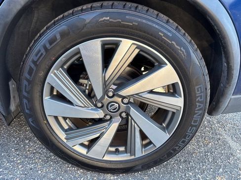 Used 2020 Nissan Murano SL w/ Moonroof Package image 12