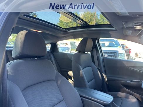 Used 2024 Chevrolet Malibu LT image 8