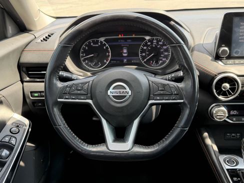 Used 2021 Nissan Sentra SR w/ SR Premium Package FWD image 21