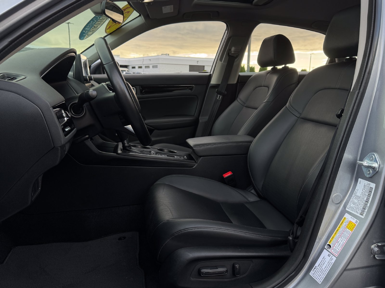 Used 2024 Honda Civic EX-L image 12