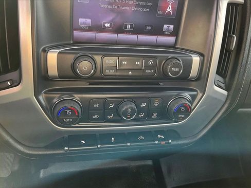 Used 2015 GMC Sierra 2500 SLE image 32