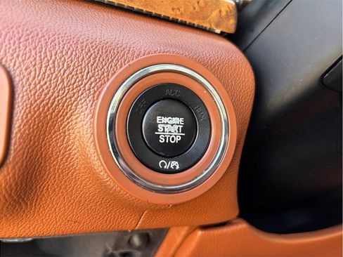 Used 2017 Maserati Quattroporte S image 31