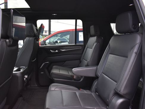 Used 2021 GMC Yukon XL Denali AWD/4WD image 14