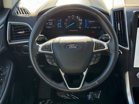 Used 2024 Ford Edge SEL image 20