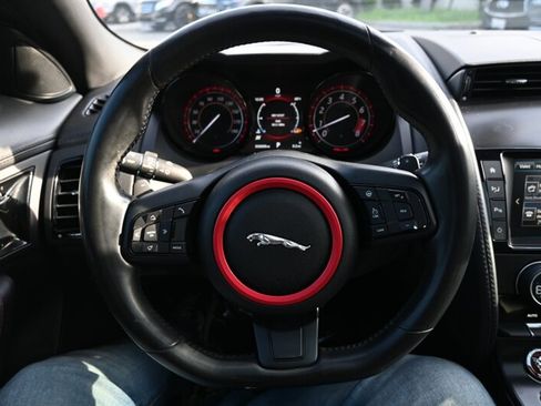 Used 2016 Jaguar F-TYPE S image 29