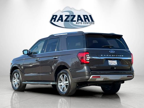 Used 2023 Ford Expedition Limited image 5