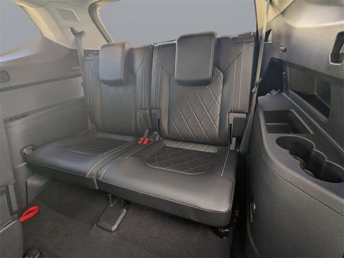 Used 2024 Volkswagen Atlas SEL Premium R-Line image 14