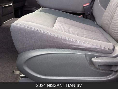 Certified 2024 Nissan Titan SV RWD image 15