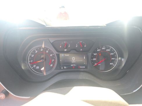 Used 2023 Chevrolet Camaro LT RWD image 7
