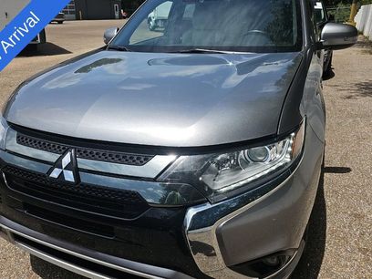 Used 2022 Mitsubishi Outlander LE