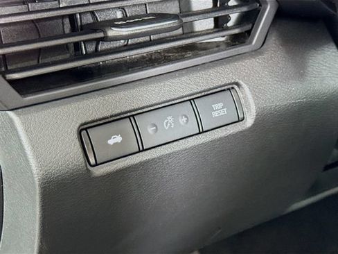 Used 2023 Nissan Altima 2.5 SR FWD image 15