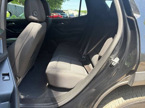 Used 2025 Chevrolet Equinox LT FWD image 21
