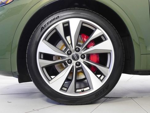 Used 2024 Audi SQ5 Premium Plus AWD/4WD image 5