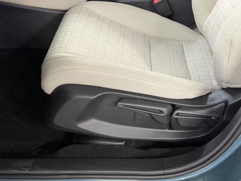 New 2027 Honda HR-V LX image 14