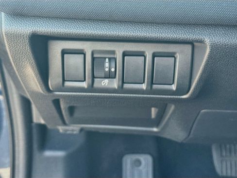 Certified 2025 Subaru Outback Premium AWD/4WD image 6