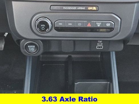 New 2026 Ford Maverick Lobo image 13