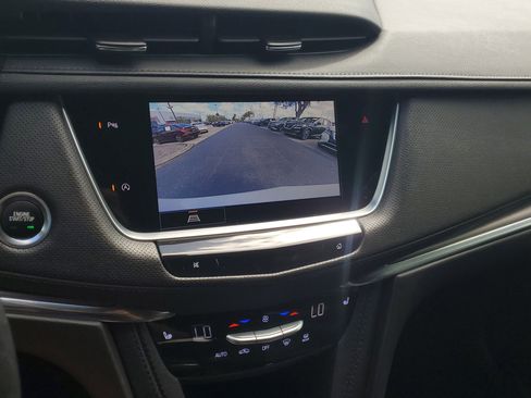 Used 2023 Cadillac XT5 Luxury image 27