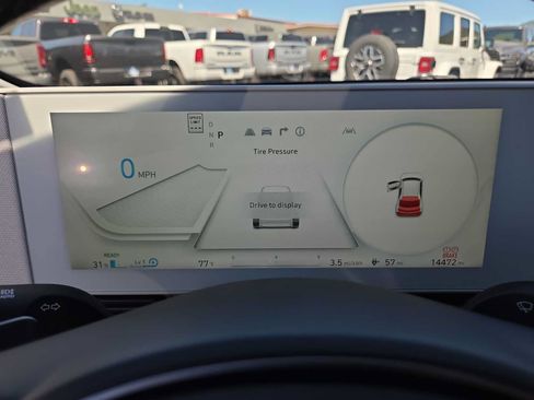 Used 2024 Hyundai Ioniq 5 SE RWD image 26