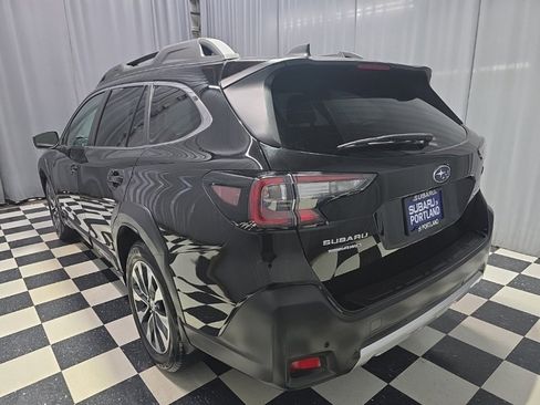 Used 2023 Subaru Outback Limited image 6