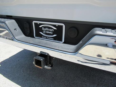 Used 2025 GMC Sierra 2500 SLE AWD/4WD image 30