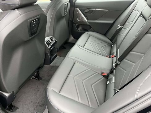New 2026 BMW i5 eDrive40 w/ M Sport Package AWD/4WD image 8