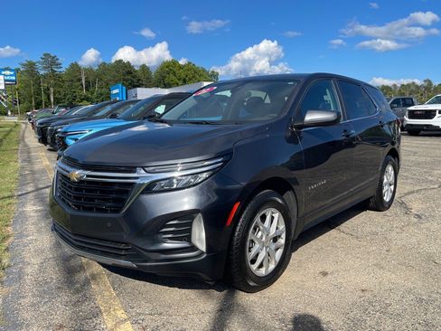 Certified 2022 Chevrolet Equinox LT image 1