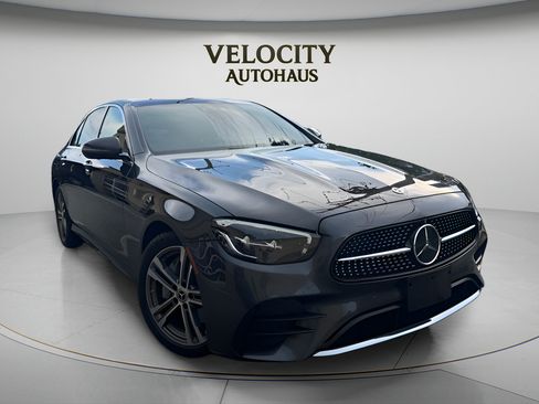 Used 2021 Mercedes-Benz E 350 4MATIC Sedan image 1