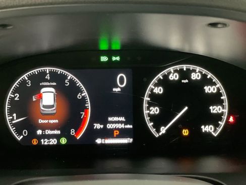 Used 2023 Honda HR-V LX image 12