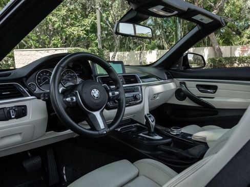 Used 2018 BMW 440i Convertible RWD image 16