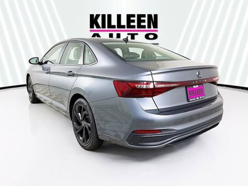 New 2026 Volkswagen Jetta SE image 5