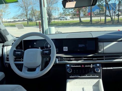 Certified 2024 Hyundai Santa Fe Limited image 23