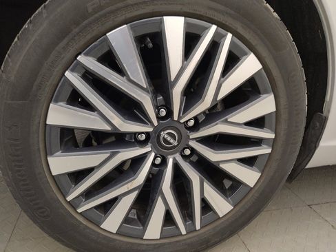 Used 2024 Nissan Altima 2.5 SV FWD image 31