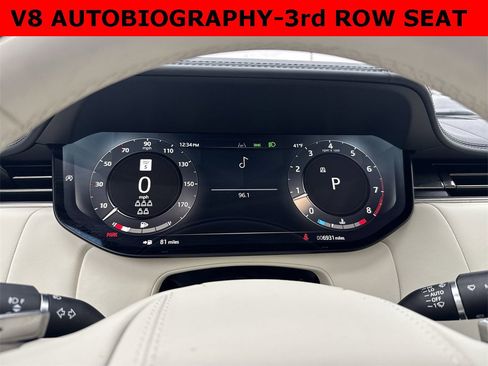 Used 2024 Land Rover Range Rover Long Wheelbase Autobiography image 10