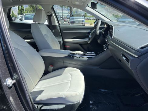 Certified 2023 Hyundai Sonata SEL FWD image 17
