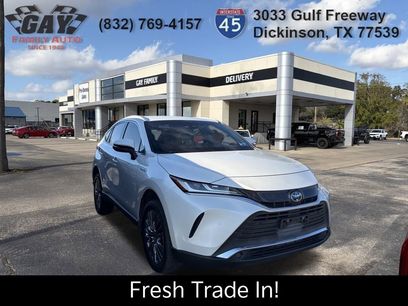 Used 2021 Toyota Venza XLE w/ Softex Package