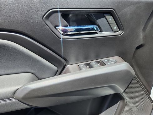 New 2025 GMC Canyon Elevation w/ Convenience Package image 17