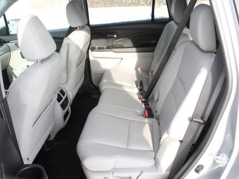 Certified 2022 Honda Pilot Special Edition image 17