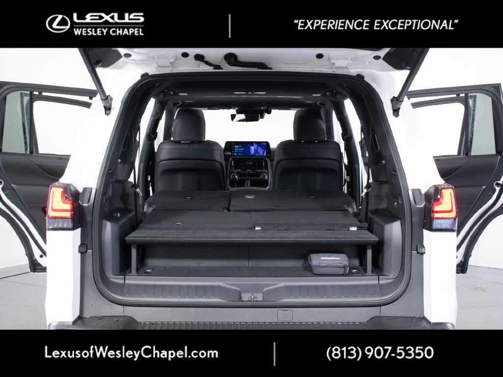 New 2026 Lexus LX 700h Luxury AWD/4WD image 19