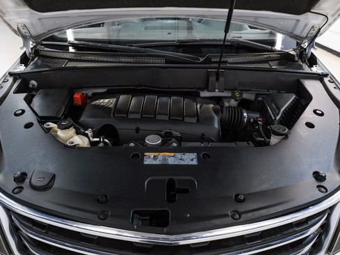 Used 2017 Chevrolet Traverse Premier FWD image 50