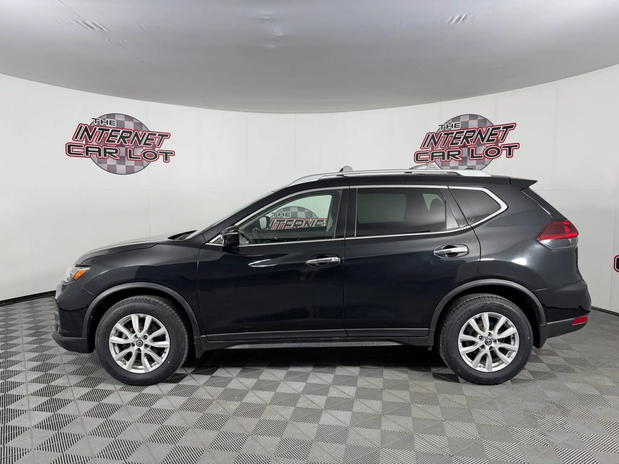 Used 2020 Nissan Rogue SV AWD/4WD image 4
