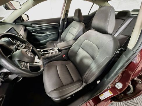 Used 2023 Nissan Altima 2.5 SV AWD/4WD image 13