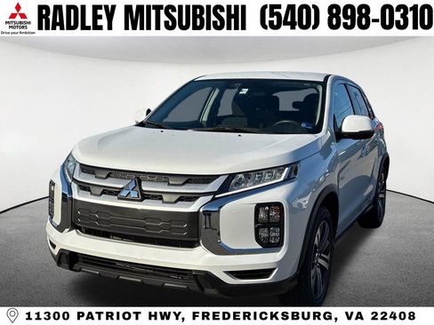 Used 2025 Mitsubishi Outlander Sport ES AWD/4WD image 1