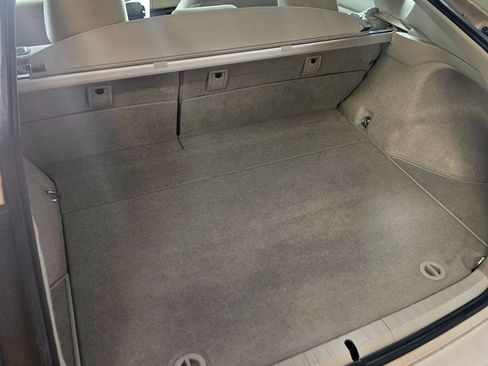 Used 2011 Toyota Prius Five image 12