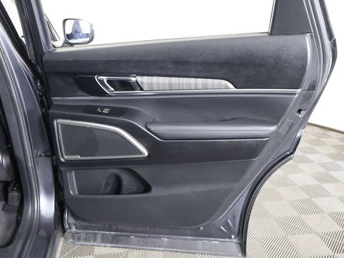 Used 2024 Kia Telluride EX X-Line AWD/4WD image 29