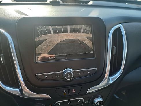 Used 2022 Chevrolet Equinox LT image 27