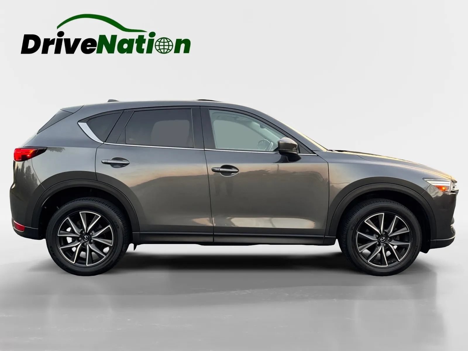 Used 2017 MAZDA CX-5 Grand Touring FWD image 4