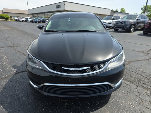 Used 2016 Chrysler 200 Limited FWD image 9