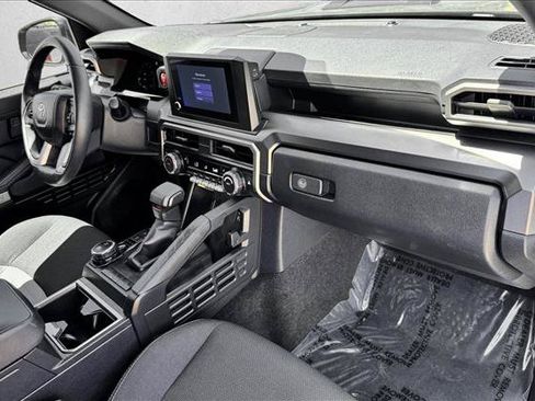 Certified 2025 Toyota 4Runner TRD Sport AWD/4WD image 18