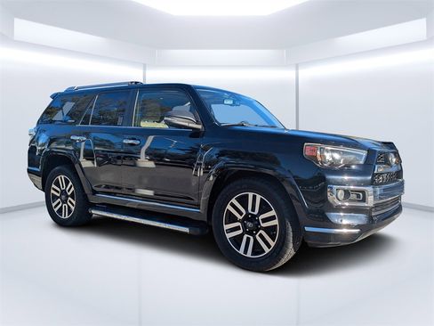 Used 2015 Toyota 4Runner Limited image 1