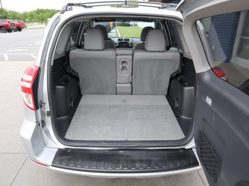 Used 2011 Toyota RAV4 Limited w/ Limited Extra Value Pkg AWD/4WD image 16